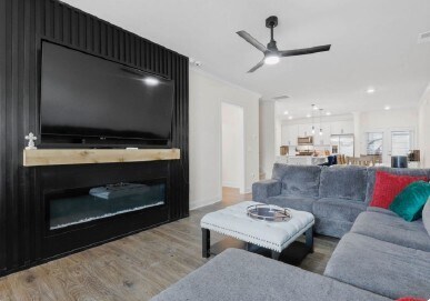 Building Photo - 741 Andrade Dr