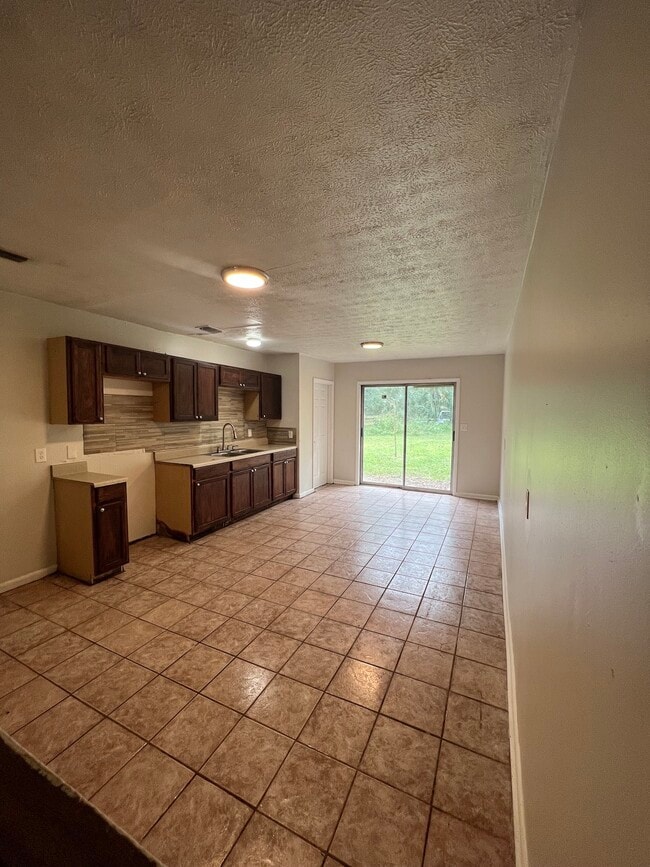 Building Photo - 7178 Conant Ave