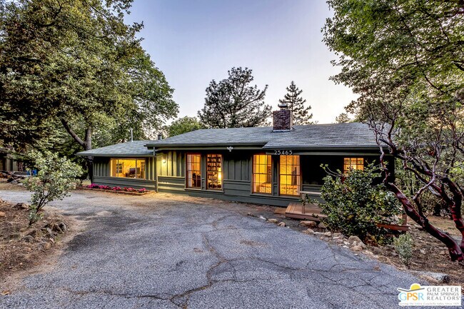 Building Photo - 25465 Seneca Dr