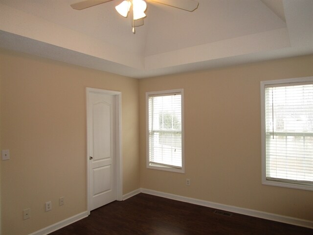 Building Photo - 134 Richmond Dr