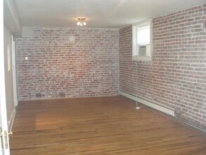 Building Photo - 3226 Bryant St