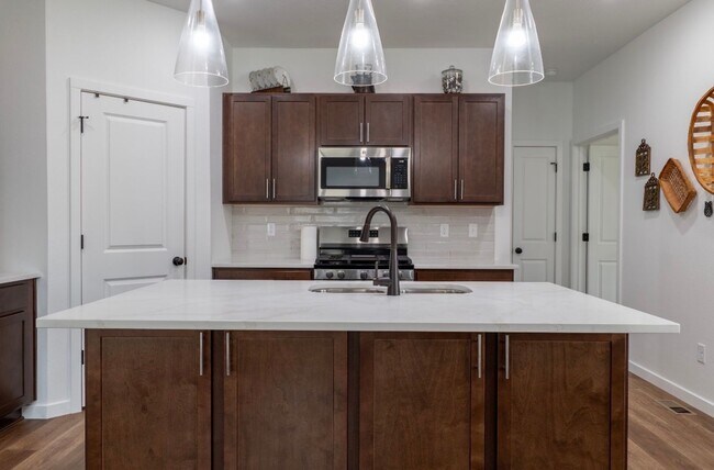 Building Photo - NEW LUXURY 4 BEDROOM 3 CAR GARAGE HOME IN OZARK MO! AVAILABLE 7/01/2026