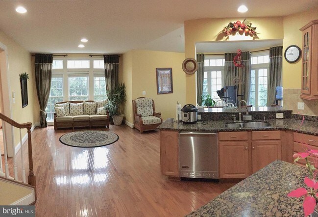 Building Photo - 12303 Greenbriar Branch Dr