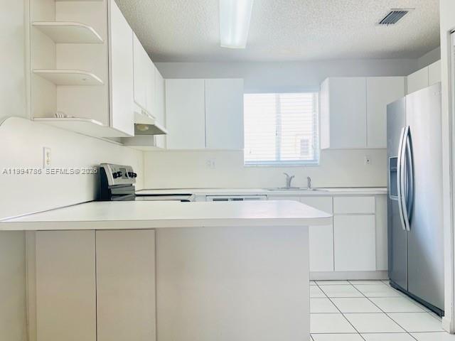 Building Photo - 3260 W 70th St