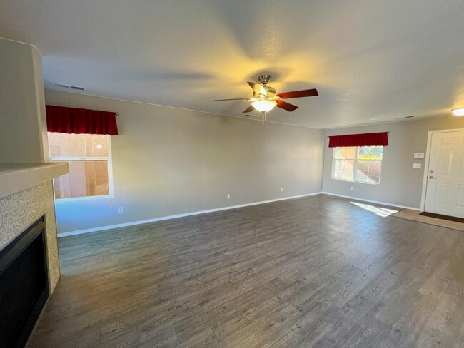 Building Photo - 10504 Woodquail Dr NW