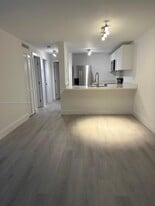 Building Photo - 210 SW 11th St