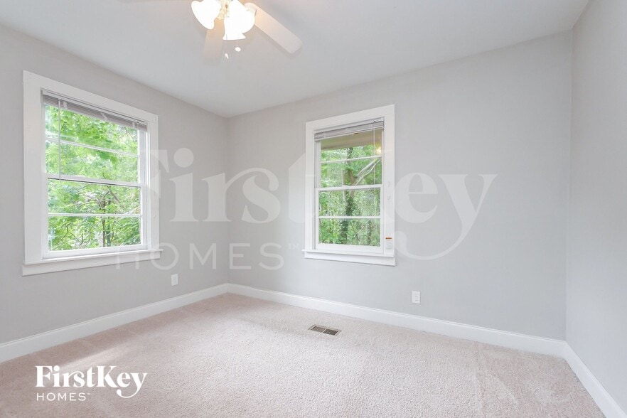 Building Photo - 5133 Old Grant Rd