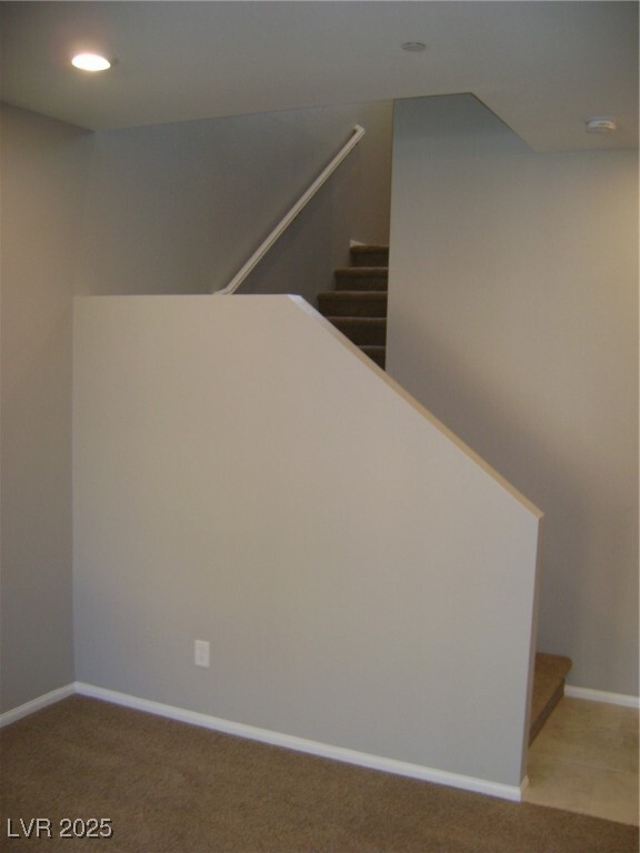 Building Photo - 2854 Starling Summit St