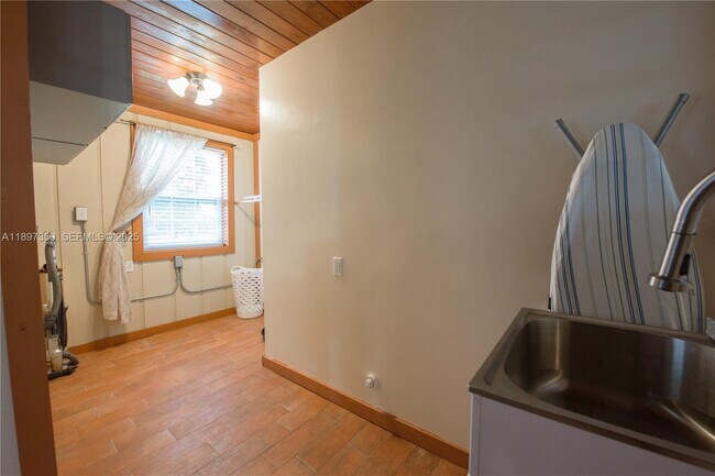 Building Photo - 19365 SW 256th St