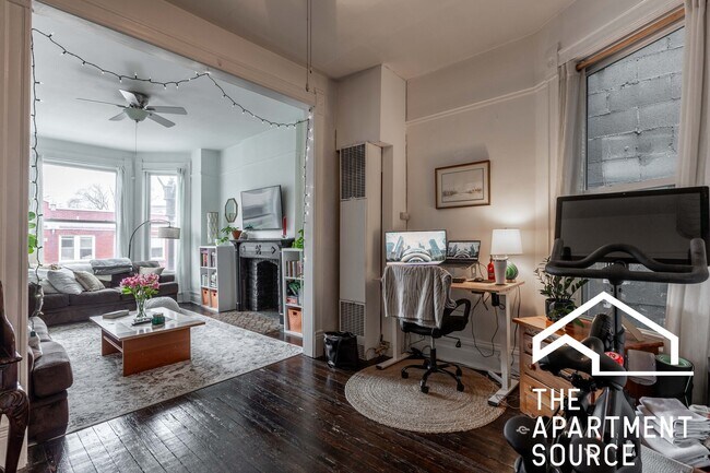 Building Photo - 2465 N Lincoln Ave