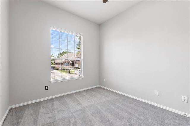 Building Photo - 5432 Hidden Creek Ln