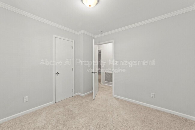 Building Photo - 3921 Bamburgh Ln