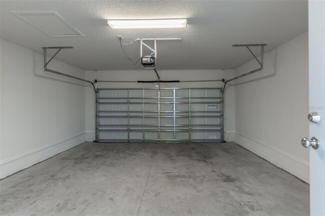 Building Photo - 10425 Folly Bch Rd