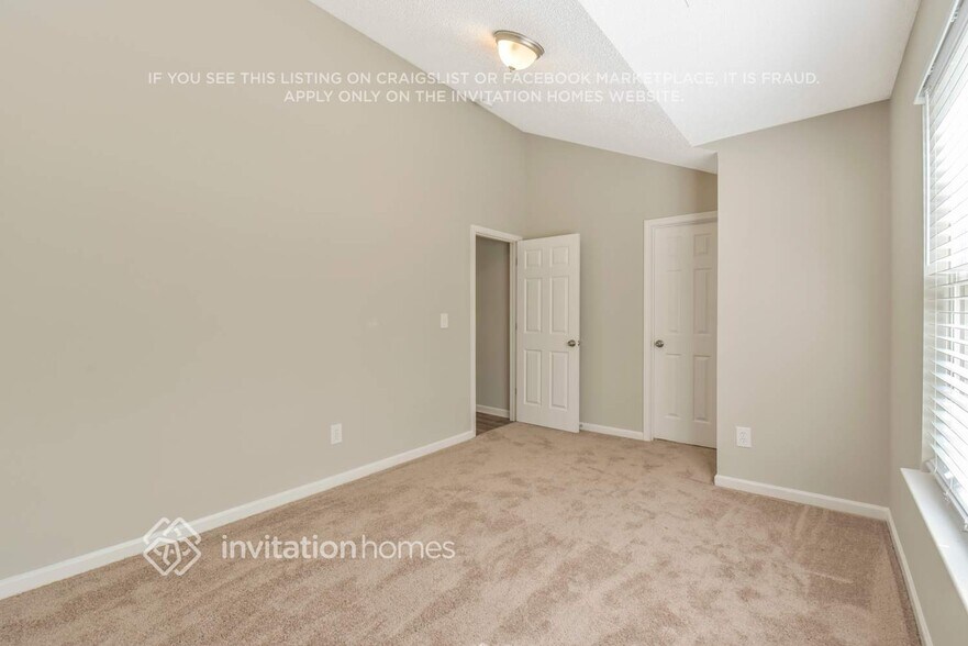 Building Photo - 10324 Covingtonwood Dr