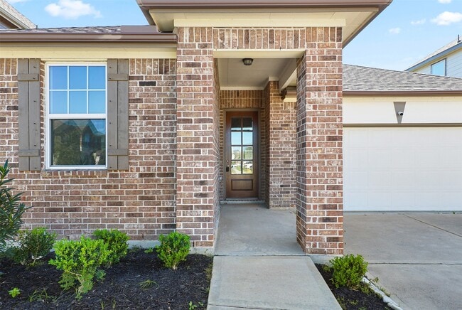 Building Photo - 13401 Emerald Mallard Dr