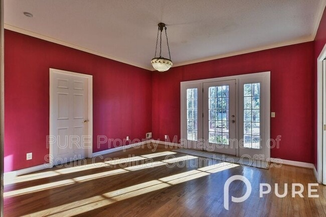 Building Photo - 5 Wotan Ln
