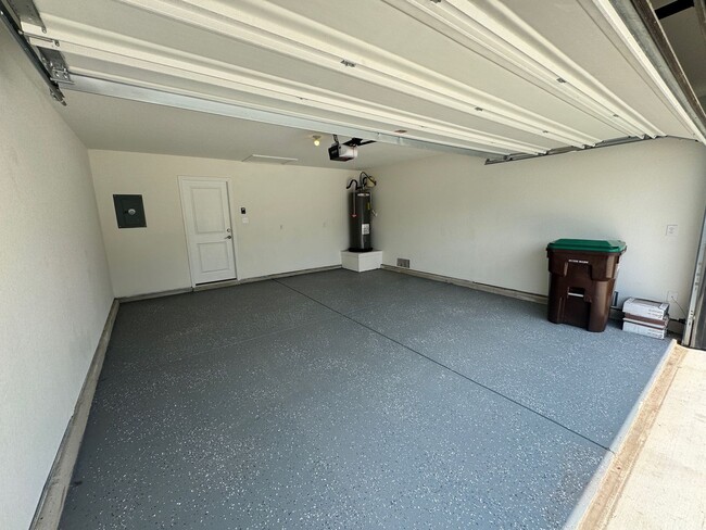 Building Photo - A Miust See! New & Modern - 1 Story - 3/2 ...