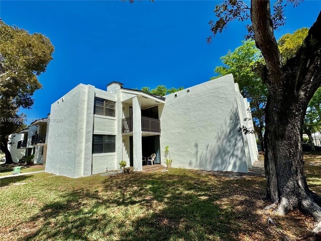 Building Photo - 3610 SW 114th Ave