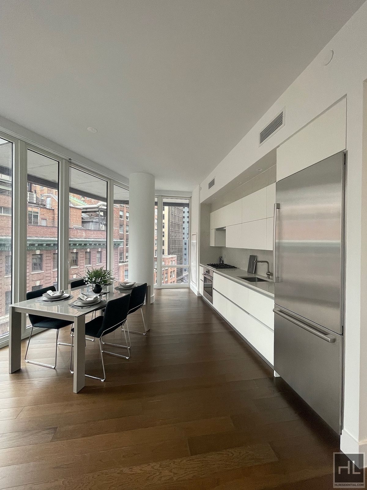 Building Photo - East 44th Street