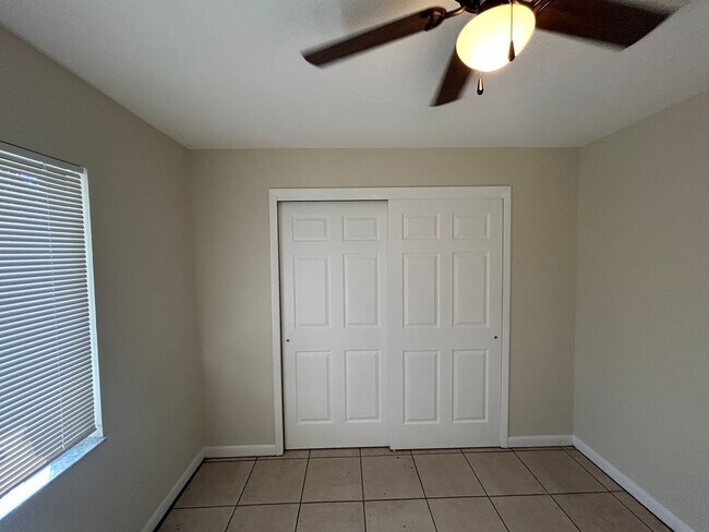 Building Photo - 17382 W Carnegie Cir