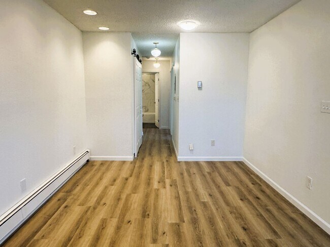 Building Photo - 3282 Adams Dr