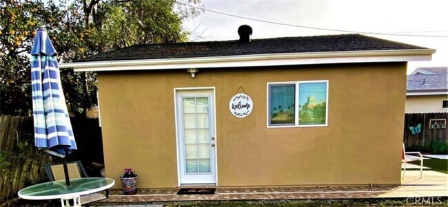 Primary Photo - 7022 Sylvia Ave