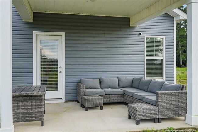 Building Photo - 601 Laurel Lake Rd