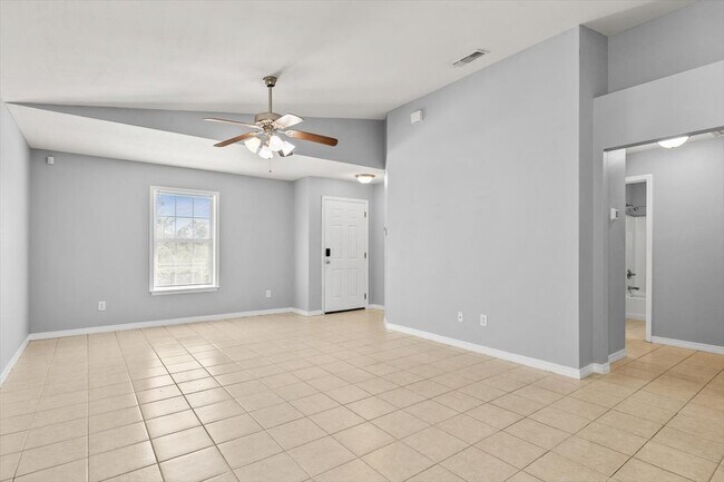 Building Photo - 7464 Autumn Trace Blvd