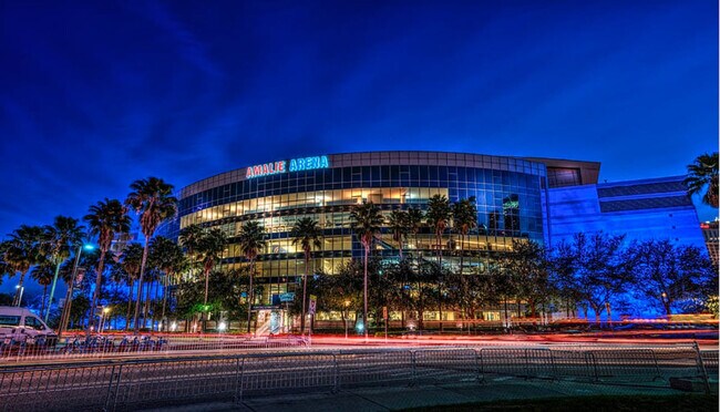 Building Photo - 611 S Orleans Ave