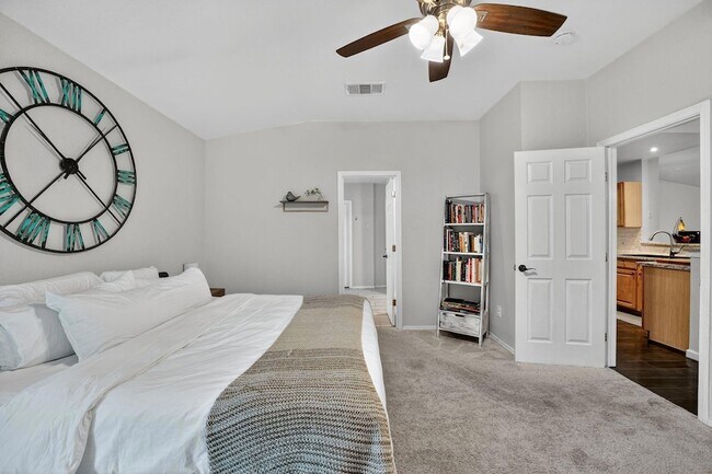 Building Photo - 14906 Foy Dr