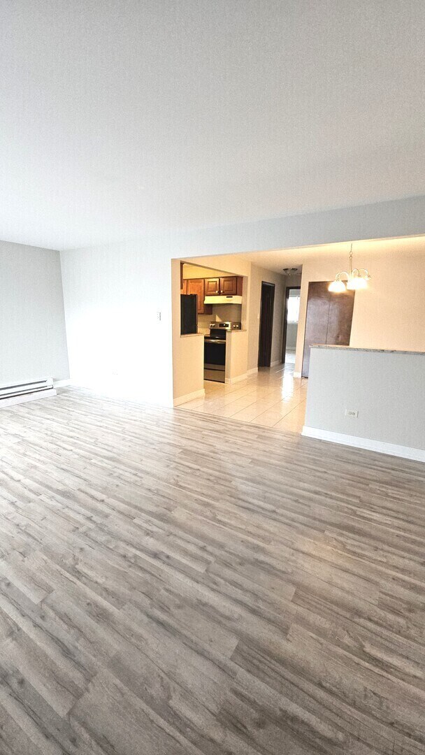 Building Photo - 7540 W 111th St