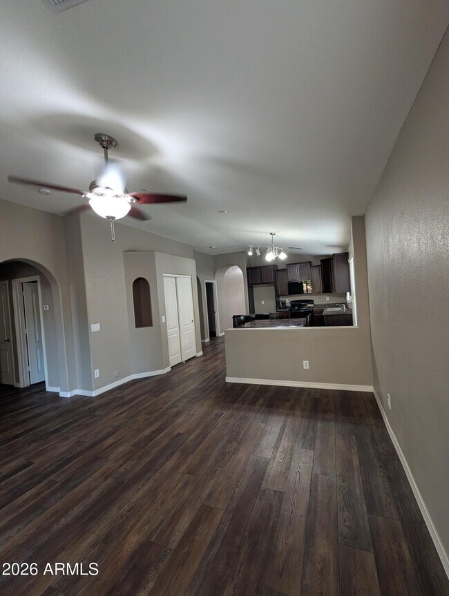 Building Photo - 4230 E Sandy Way