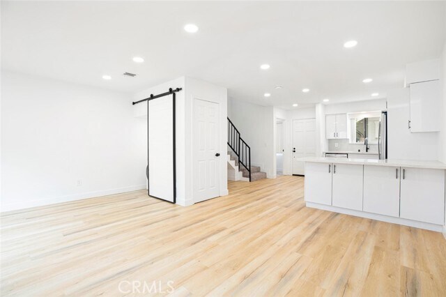 Building Photo - 1327 Barrington Way
