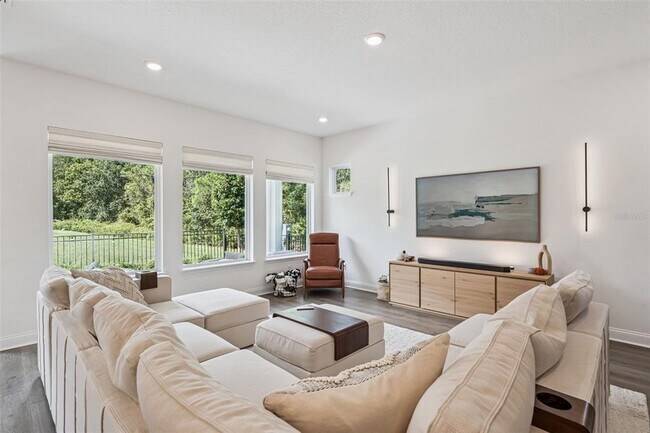 Building Photo - 534 Wishbone Ln