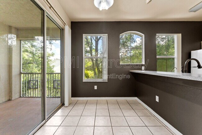 Building Photo - 5039 Sunridge Palms Dr