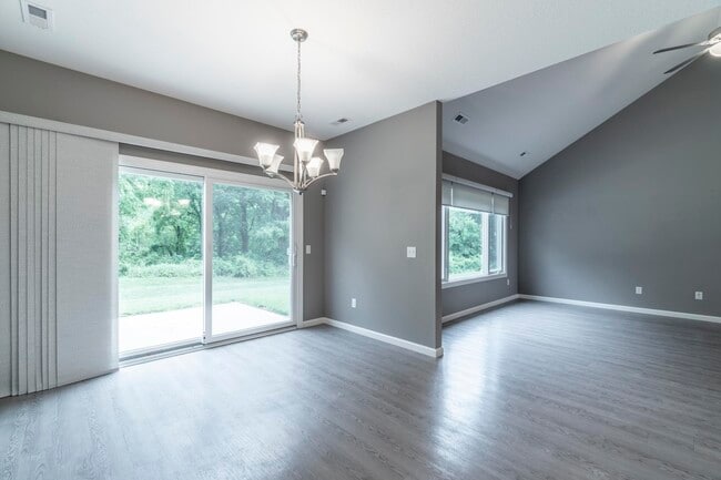 Building Photo - 2128 Freestone Pl
