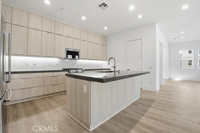 Building Photo - 8 Remy Ln