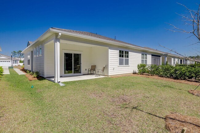 Building Photo - Move-In Ready 3-Bedroom Villa in Gated Savannah Quarters!