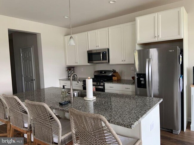 Building Photo - 30 S Tompkins Square