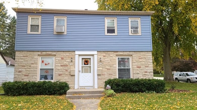 Building Photo - 1103/1105 5th Avenue - 1105 Upper