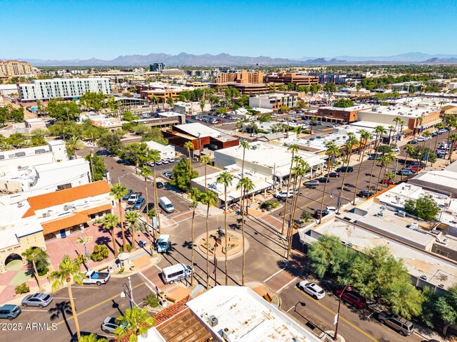 Building Photo - 3801 N Goldwater Blvd