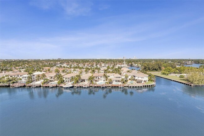 Building Photo - 1400 S Ocean Dr