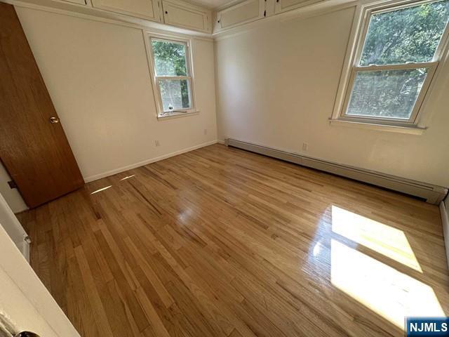 Building Photo - 63 N Farview Ave