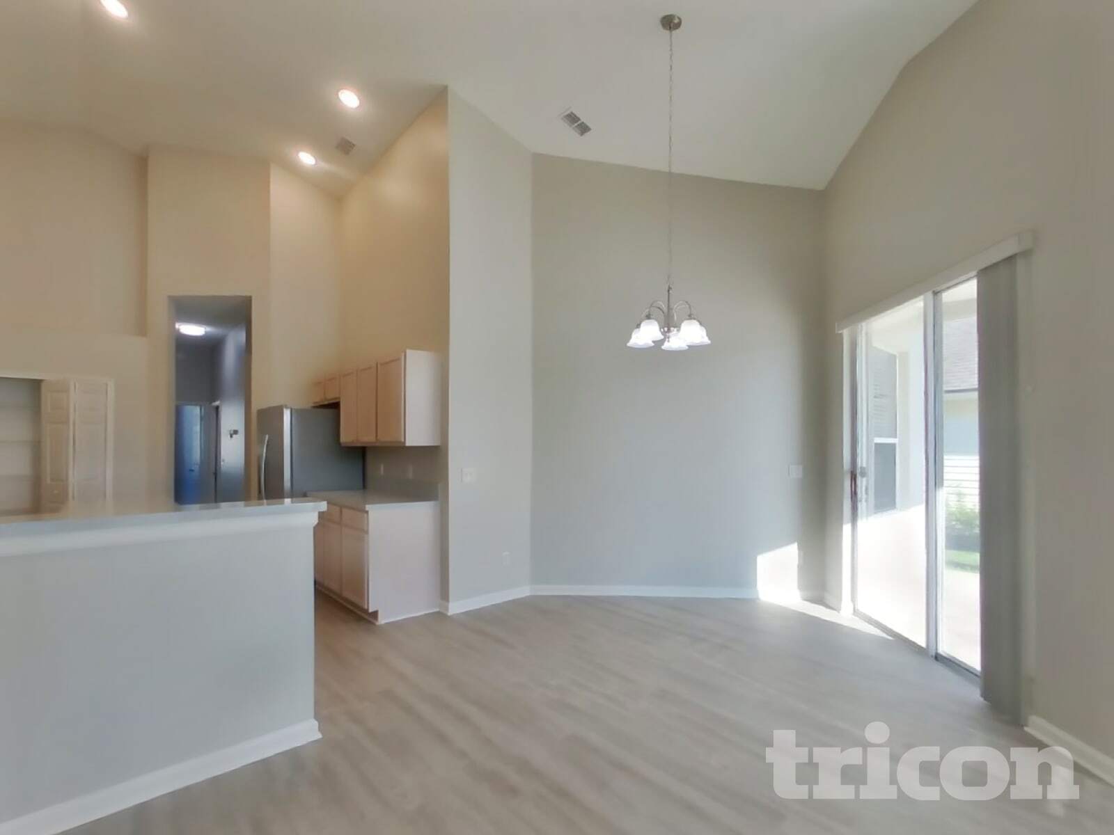 Building Photo - 3264 Abbeyfield Dr E