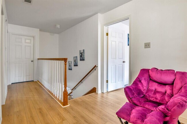 Building Photo - 10903 Chateau Hill