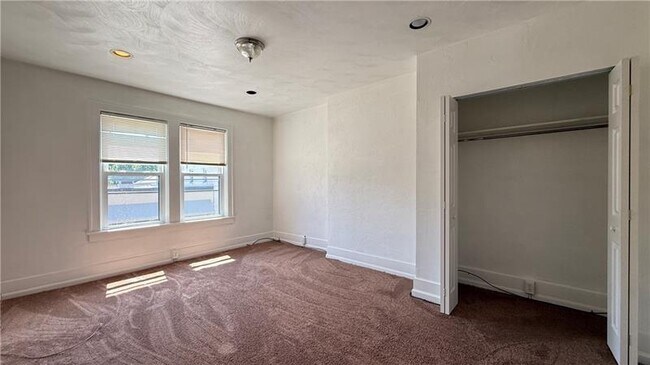 Building Photo - 329 Castle Shannon Blvd