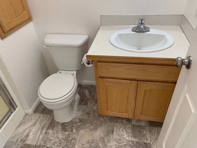 Building Photo - Newly updated 3-bedroom, 2-bathroom duplex...
