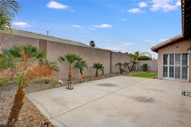 Building Photo - 82 Moonlight Village Ln