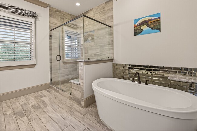 Building Photo - 722 Imperial Blvd