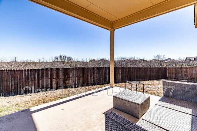 Building Photo - 3022 Del Mar Way